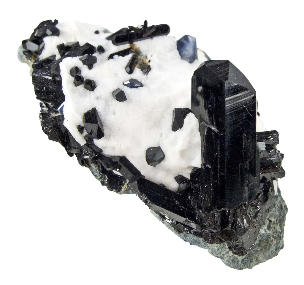 Neptunite on Natrolite image
