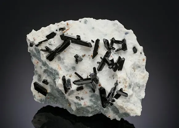 Neptunite with Joaquinite-(Ce) and Benitoite image