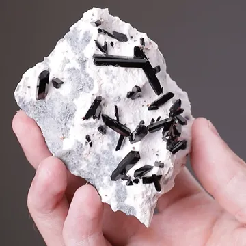 Neptunite with Joaquinite-(Ce) and Benitoite