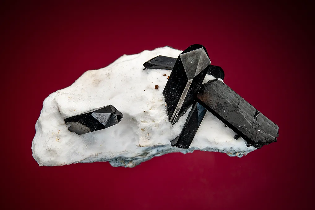 Neptunite with Joaquinite-(Ce) image