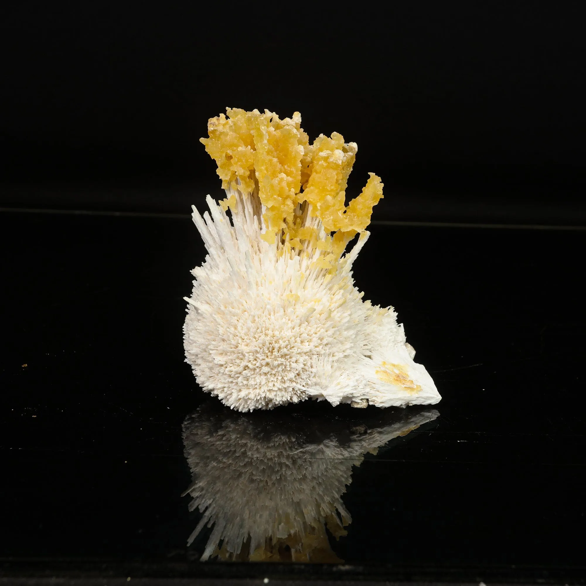 New Find Calcite Layer on Mordenite Natural Mineral Specimen - image 1