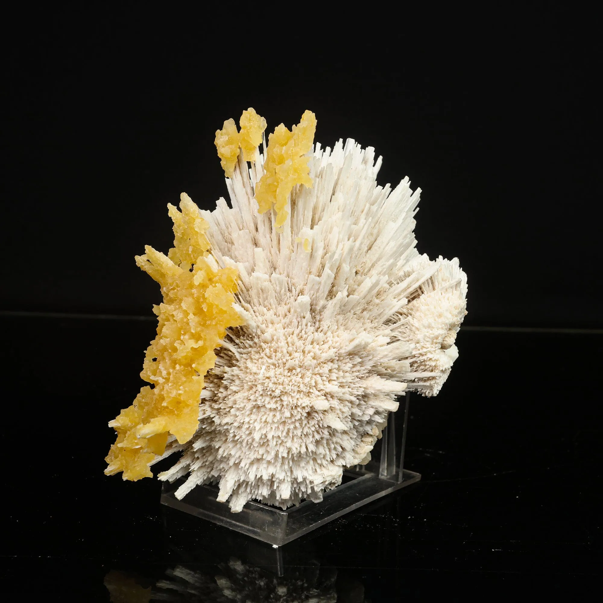 New Find Calcite Layer on Mordenite Natural Mineral Specimen - image 2