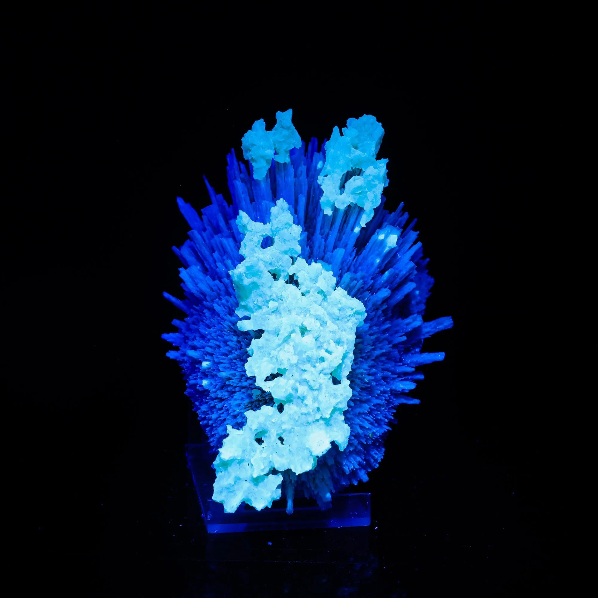 New Find Calcite Layer on Mordenite Natural Mineral Specimen - image 5