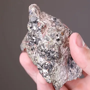 Nickelskutterudite (CHLOANTHITE)