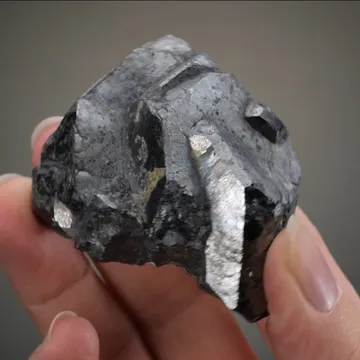 Nickelskutterudite (FORMERLY CHLOANTHITE)