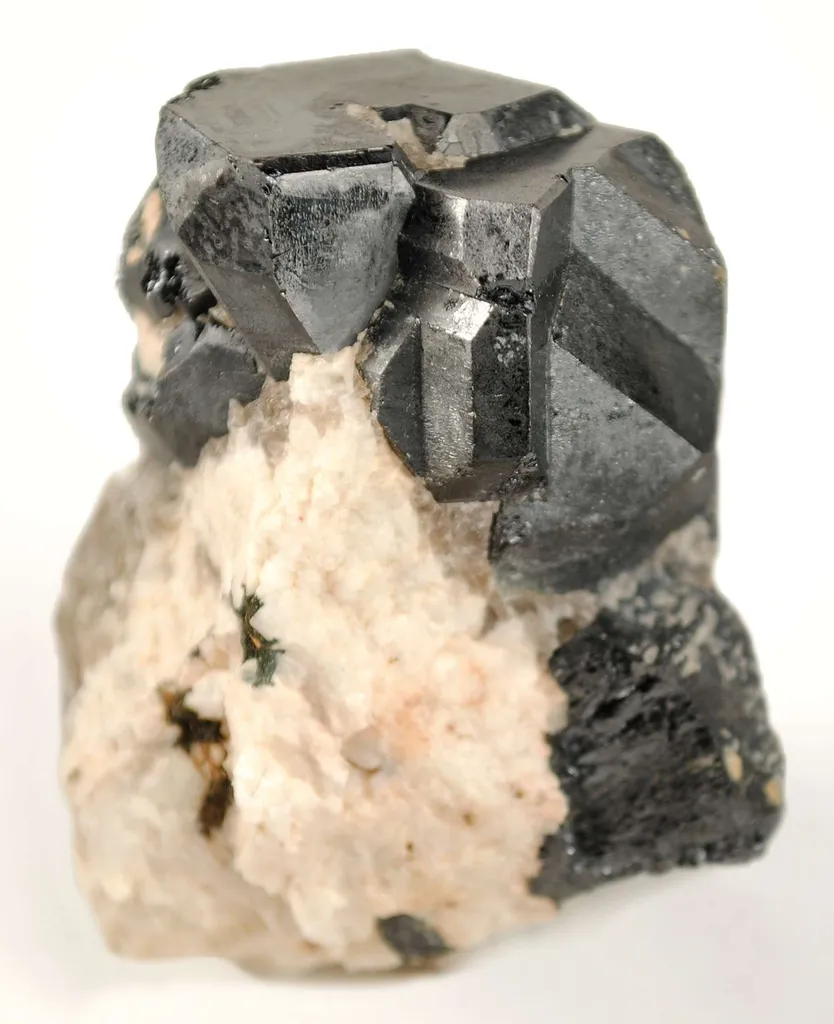 Niobium-Rich Rutile - image 2
