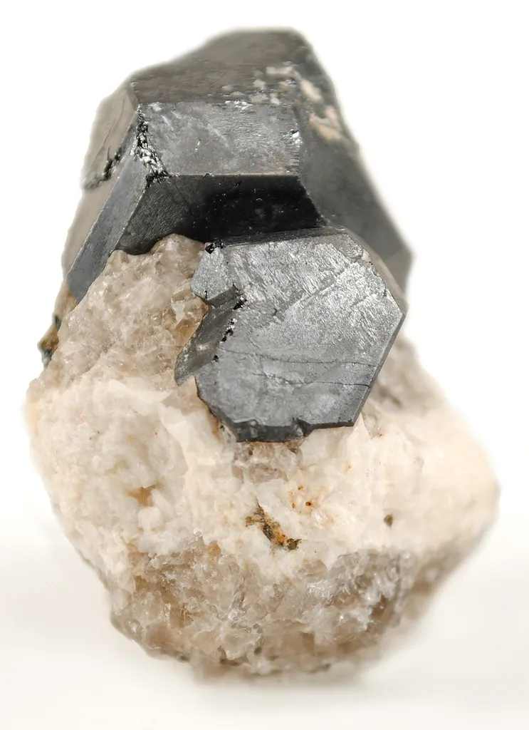 Niobium-Rich Rutile image
