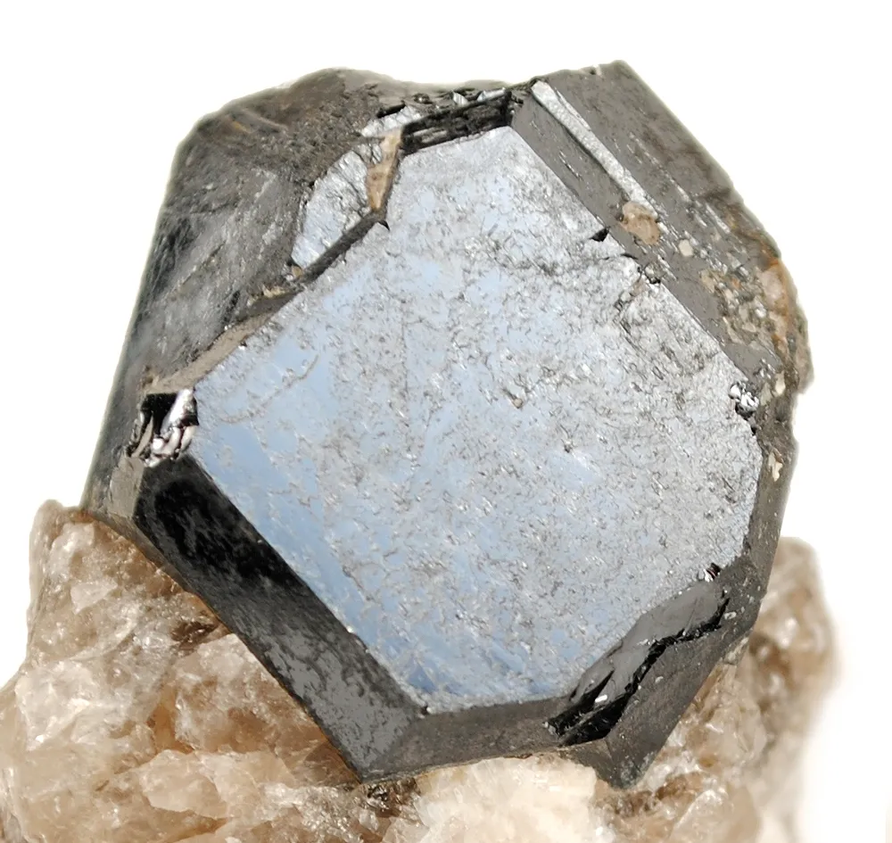 Niobium-Rich Rutile - image 2