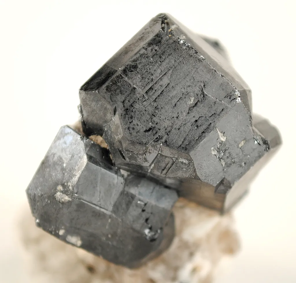Niobium-Rich Rutile - image 3