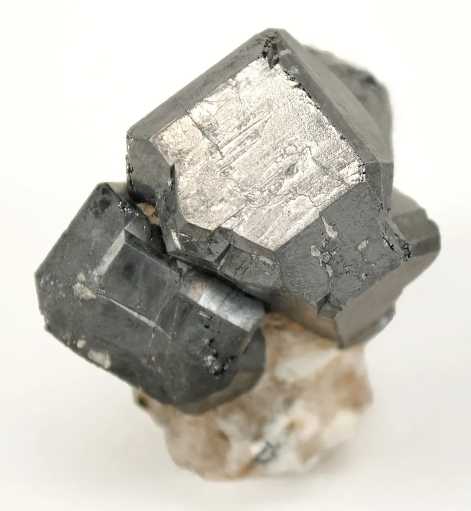Niobium-Rich Rutile image