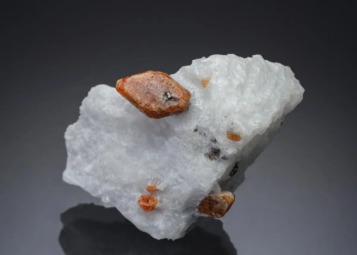 Norbergite - image 1