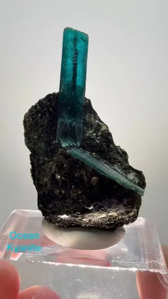 Ocean Kyanite, a vibrant teal-colored variety of Kyanite, is exclusively… image