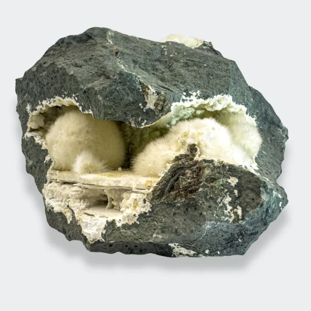 Okenite from India, Maharashtra, Pune Division, Pune District - image 3