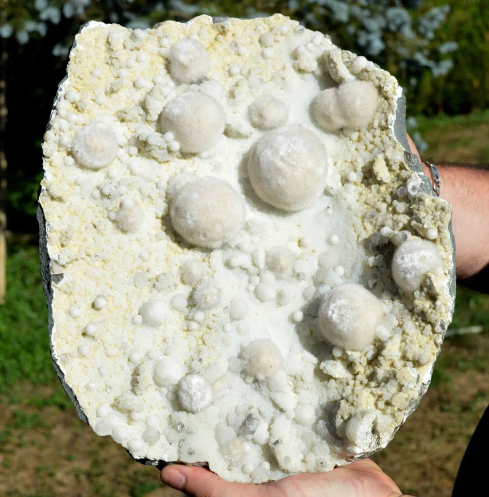 Okenite from Malad Quarry, Malad, Maharashtra, India image