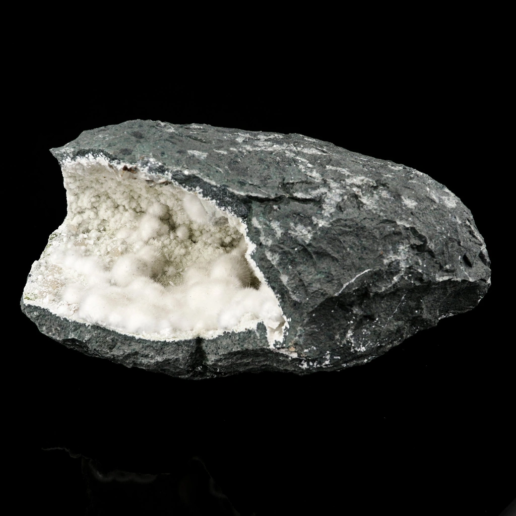 Okenite from Mumbai City District, Maharashtra, India - image 2