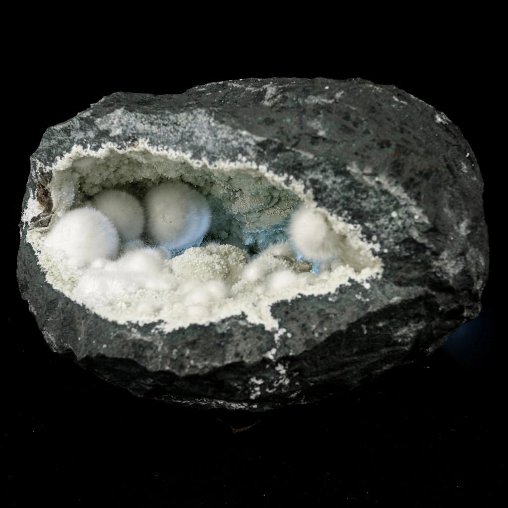 Okenite from Mumbai City District, Maharashtra, India - image 3