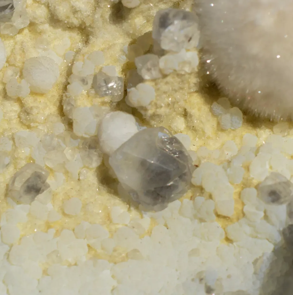 Okenite Prehnite Gyrolite 9340 grams - Malad Quarry Mumbai Maharashtra, India - image 10