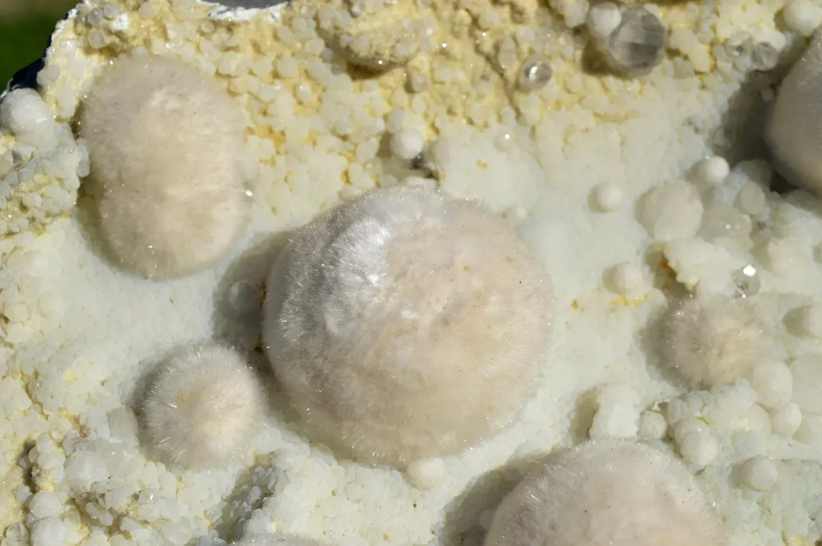 Okenite Prehnite Gyrolite 9340 grams - Malad Quarry Mumbai Maharashtra, India - image 6