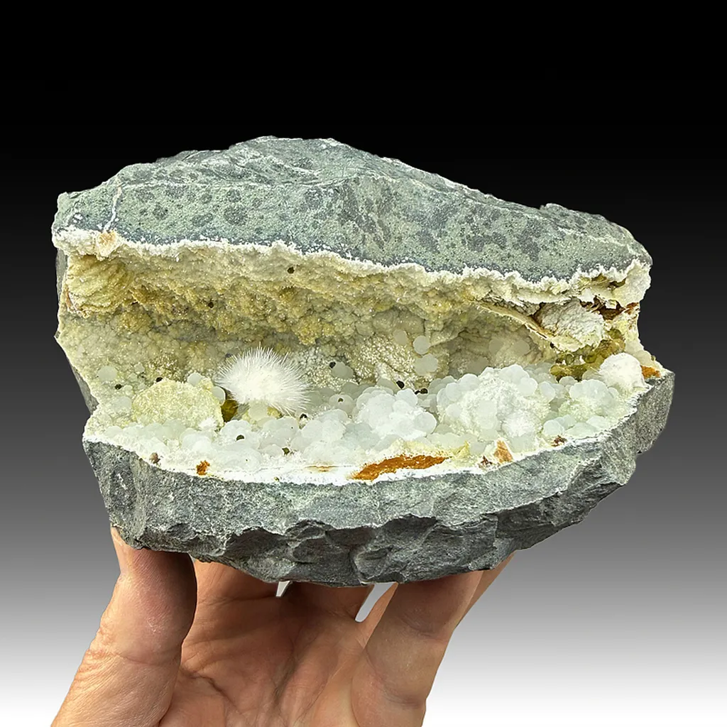 Okenite with Prehnite image