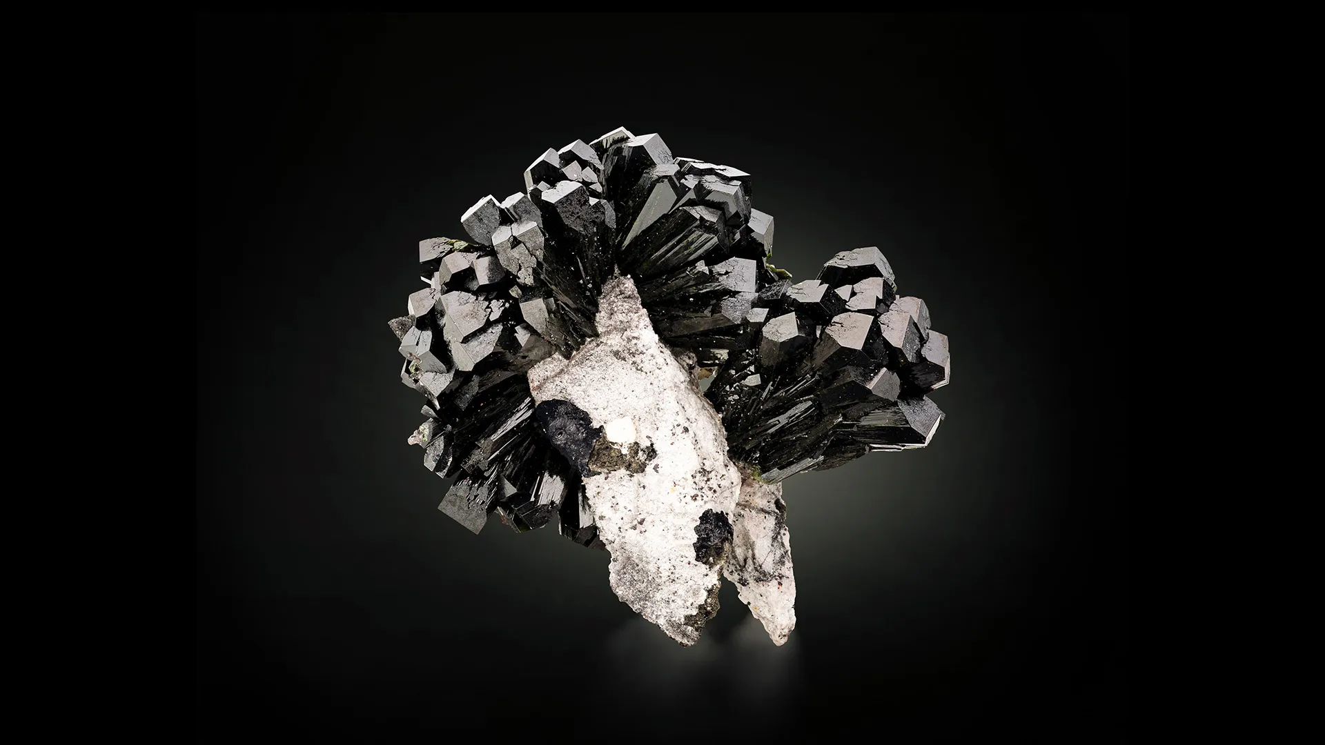Olivenite - image 1