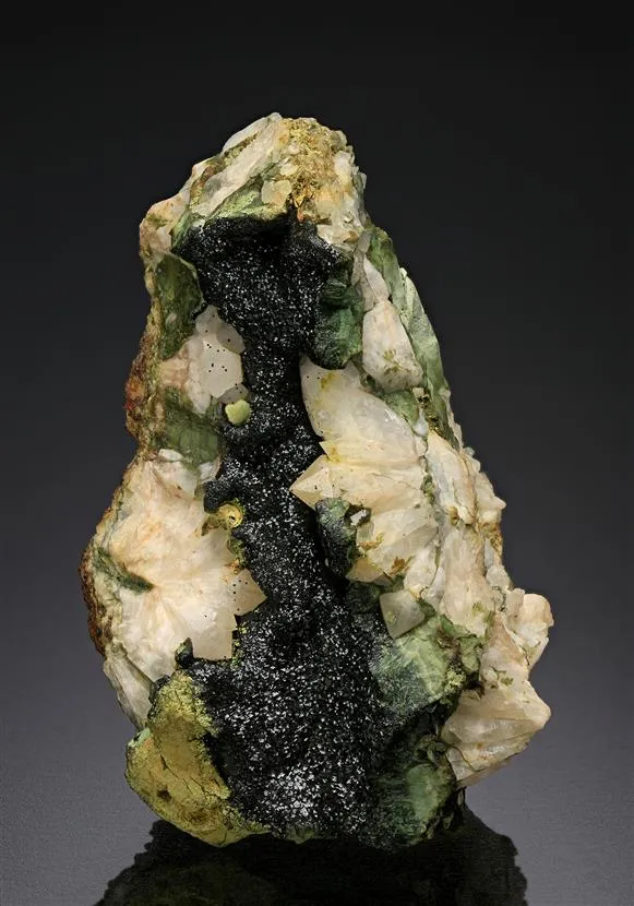 Olivenite - image 1
