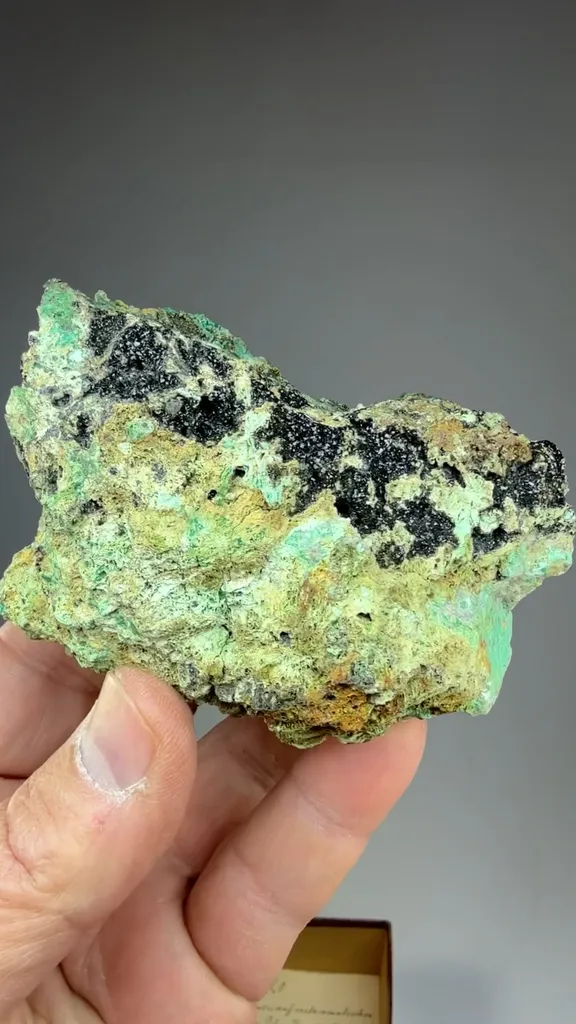 Olivenite - image 2