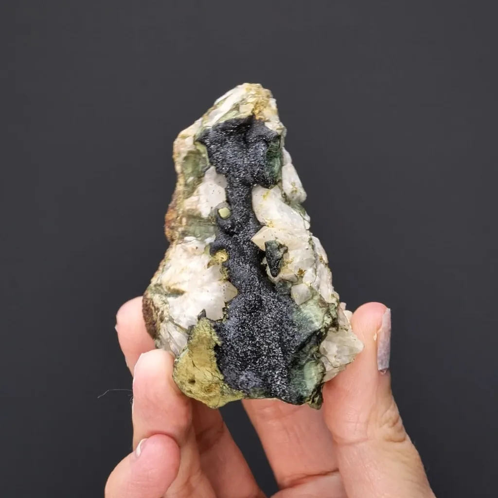 Olivenite - image 2