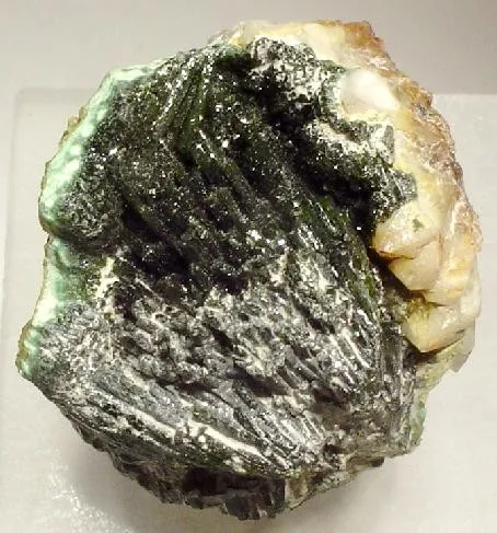 Olivenite image