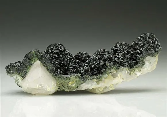 Olivenite on Quartz image