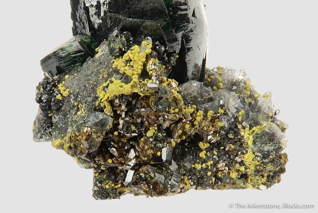 Olivenite with Beudantite, Quartz, and Lukrahnite (TL) - image 7