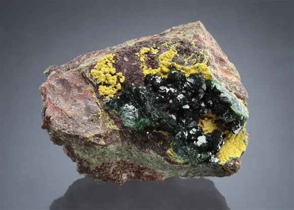 Olivenite with Gartrellite - image 1