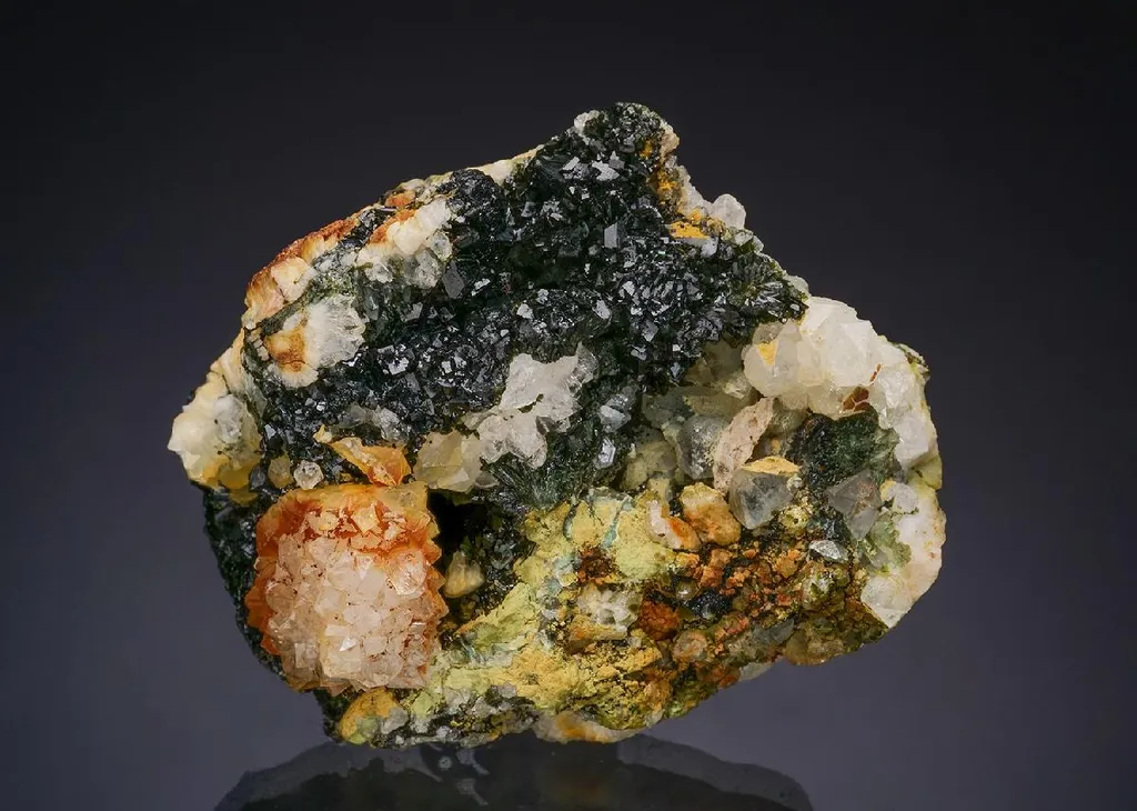 OLIVENITE with QUARTZ image
