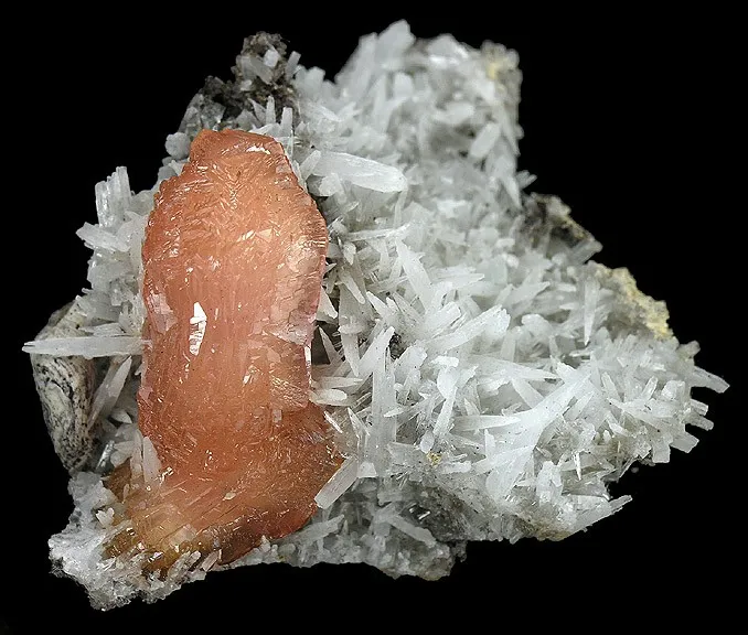 Olmiite image