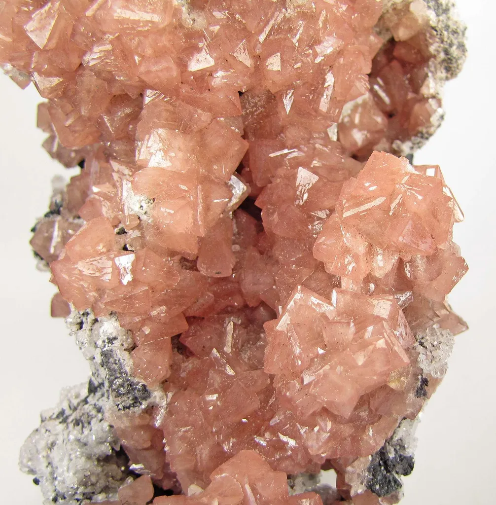 Olmiite - image 6