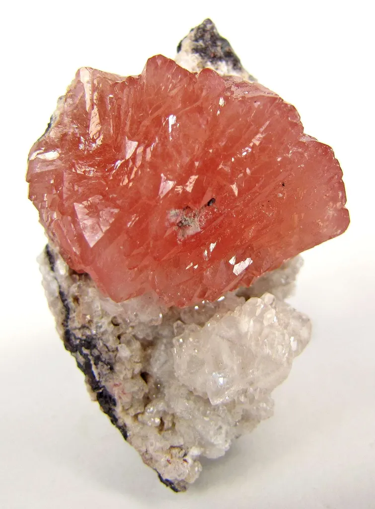 Olmiite image