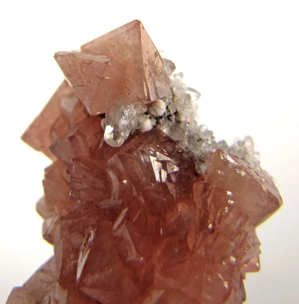 Olmiite - image 4