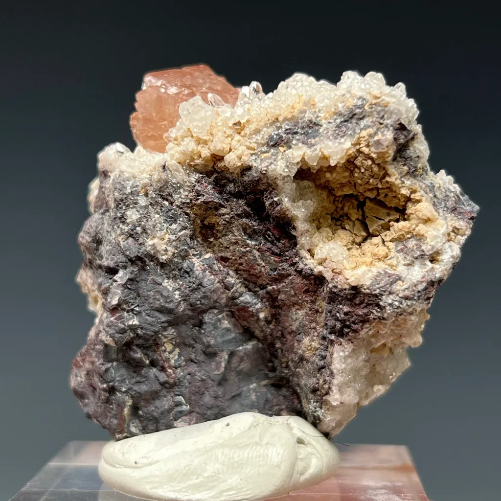 Olmiite - image 4