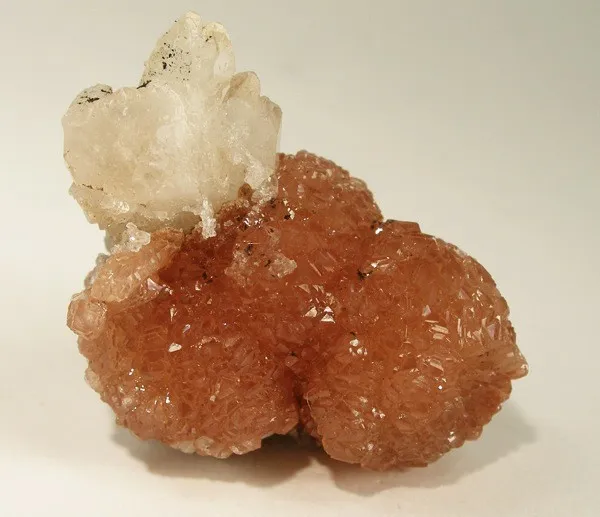 Olmiite, Calcite image