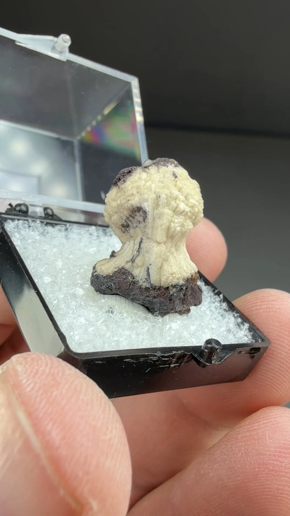 Olmiite from N'Chwaning Mines, Northern Cape, South Africa - image 2