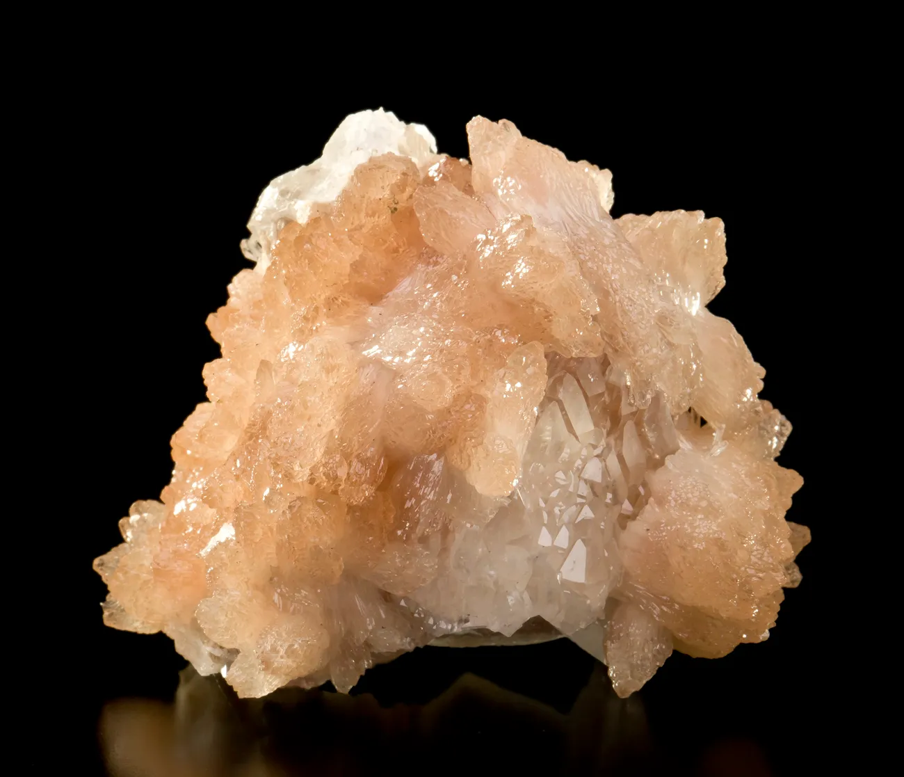 Olmiite on Calcite - image 3
