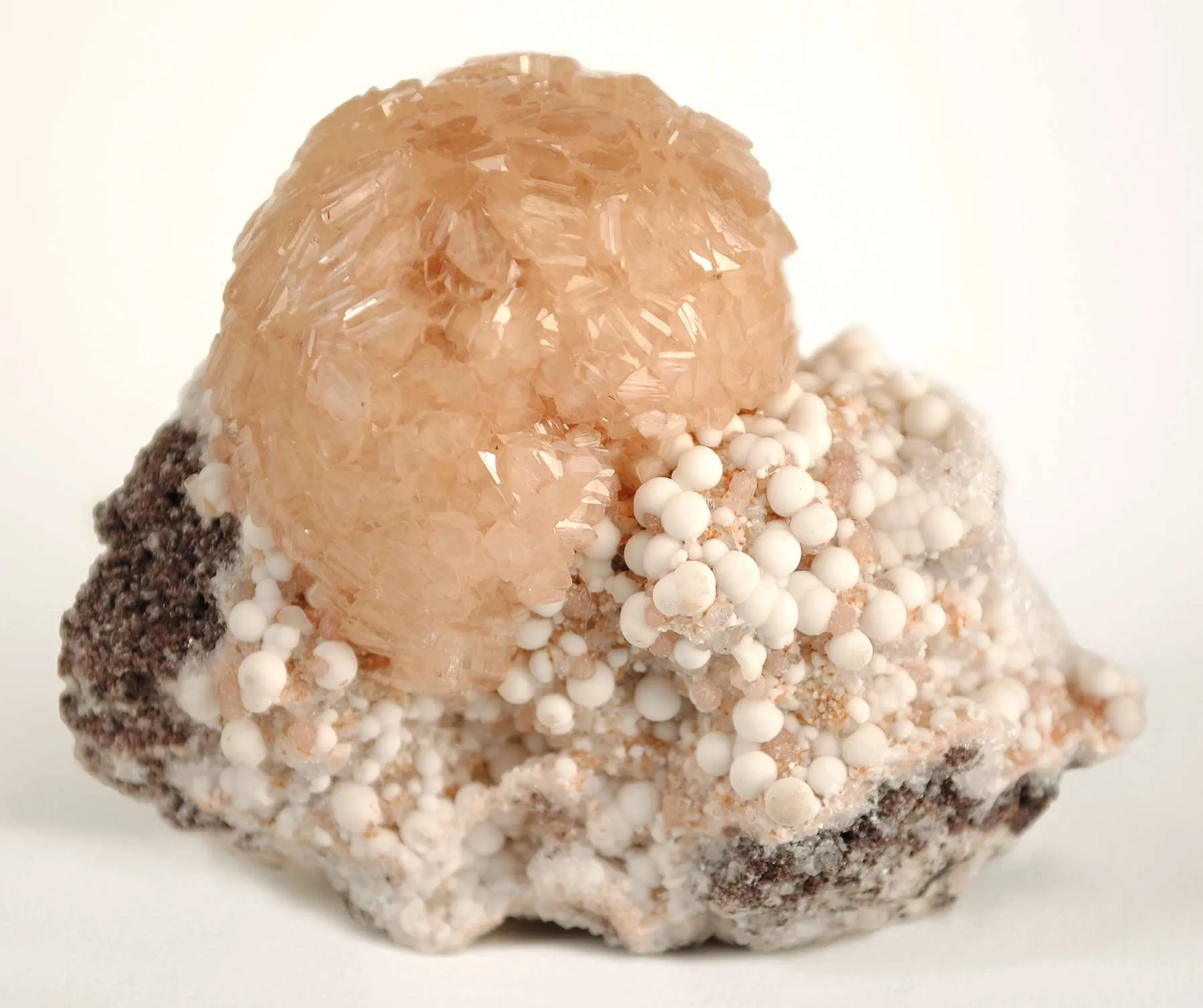 Olmiite With Bultfonteinite - image 1