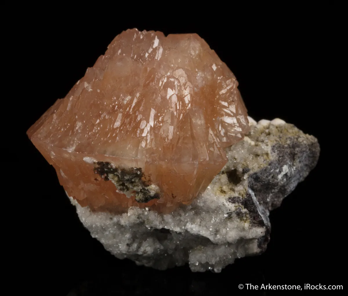 Olmiite with Oyelite - image 6