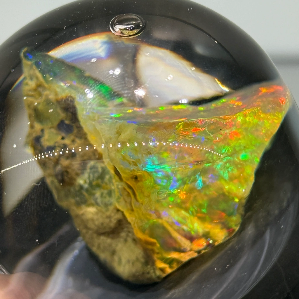 Opal from South Wollo Zone, Amhara Region, Ethiopia - image 4