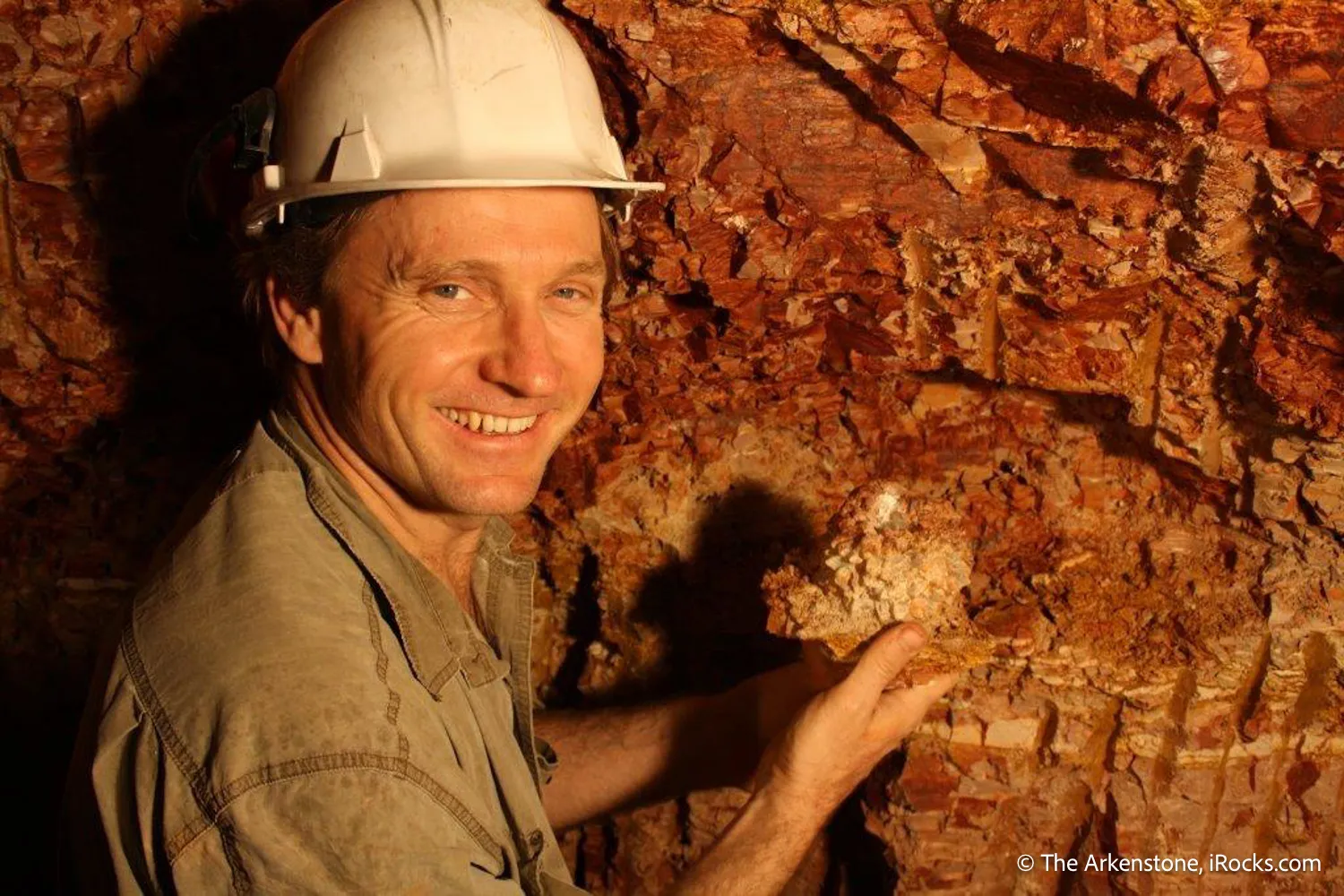 Opal ps. Calcite ps. Ikaite - image 9