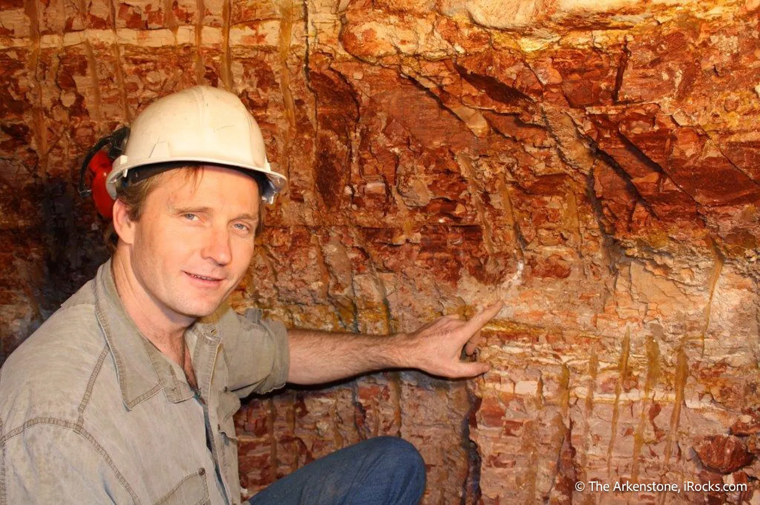 Opal ps. Calcite ps. Ikaite - image 7