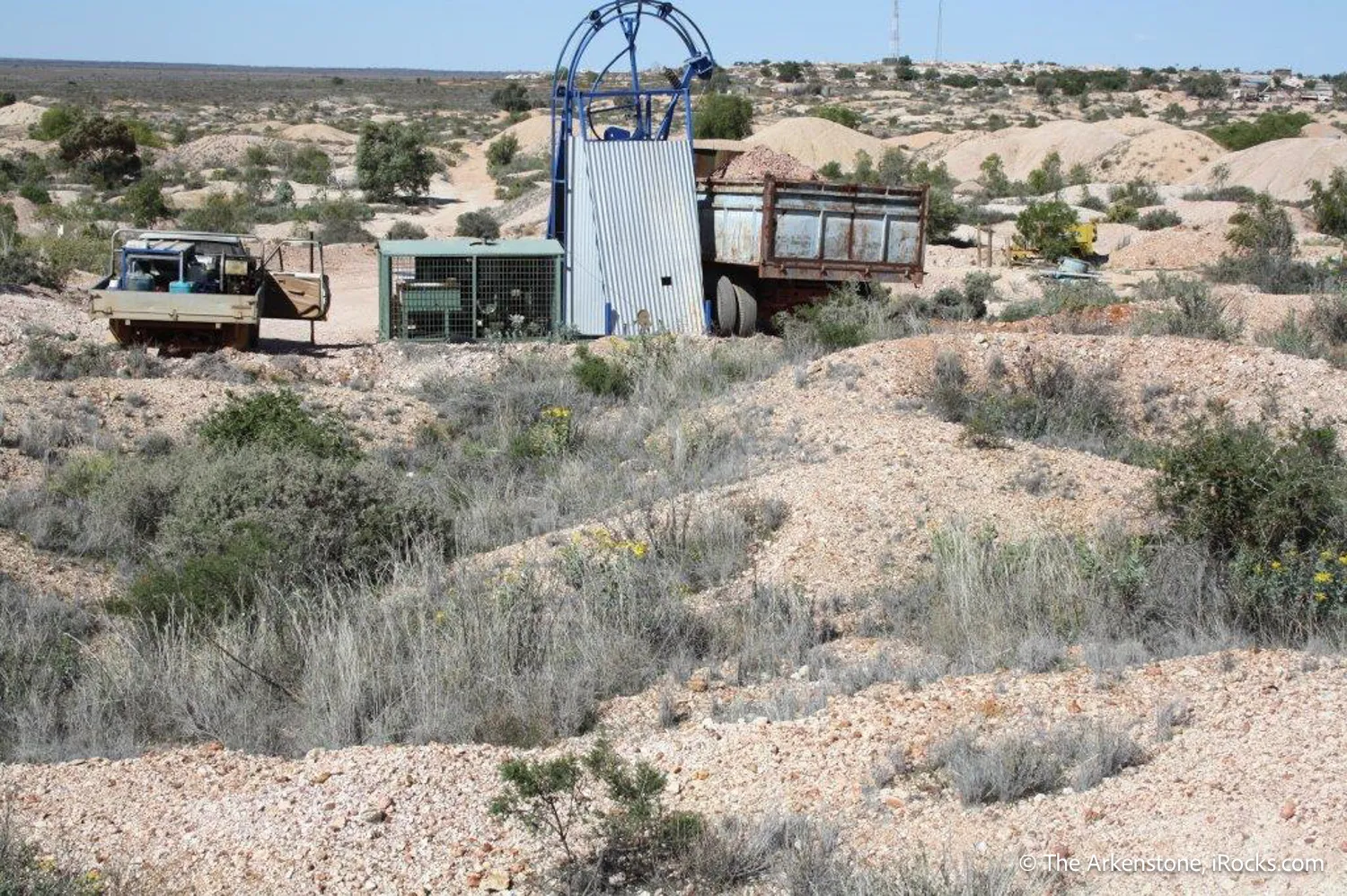 Opal ps. Calcite ps. Ikaite - image 13