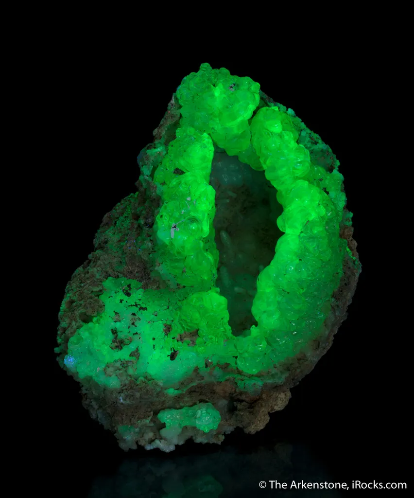 Opal var. Hyalite image