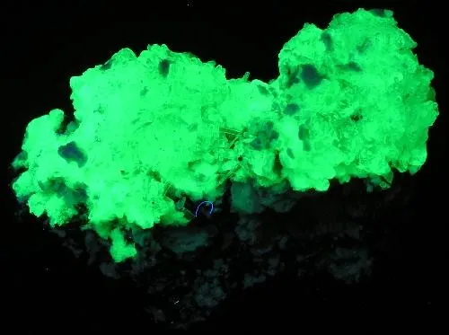 Opal (Var: Opal-An), Orthoclase, Schorl - image 2