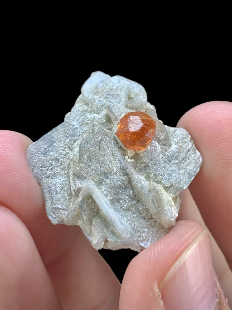 Orange Spessartine from Afghanistan, Kunar, Dara-e-Pech District - image 3
