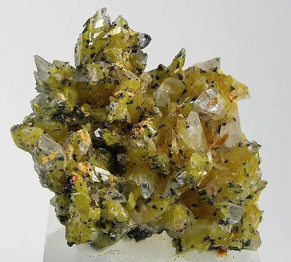 Orpiment, Calcite image